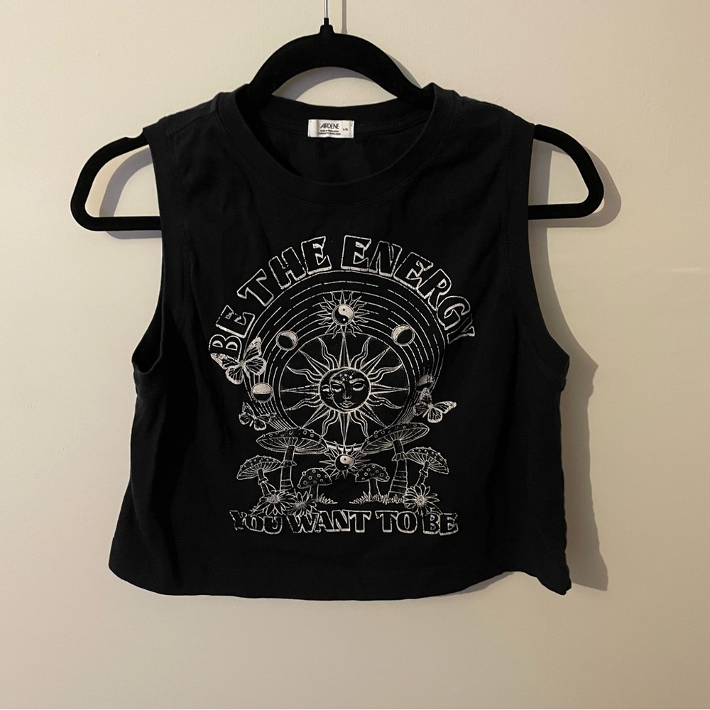 Black Graphic Crop Top